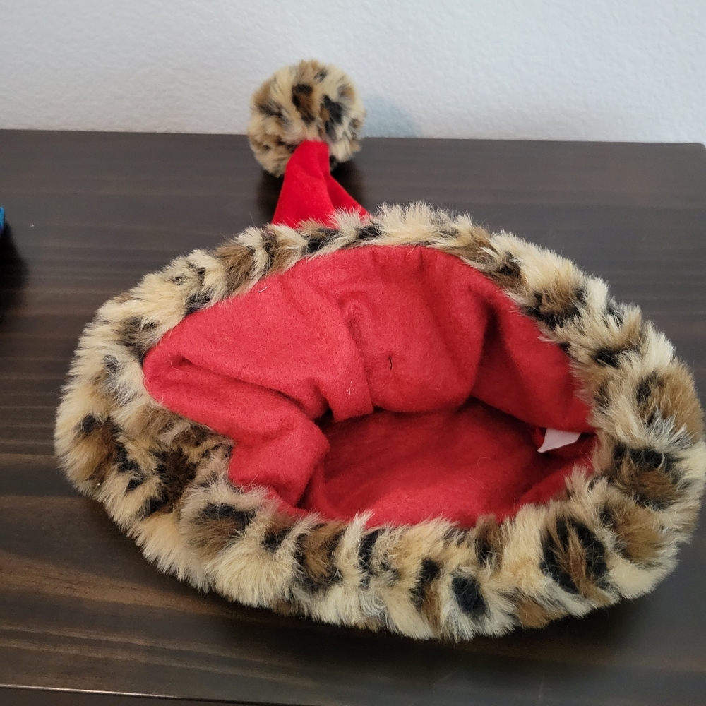 Cute leopard hat